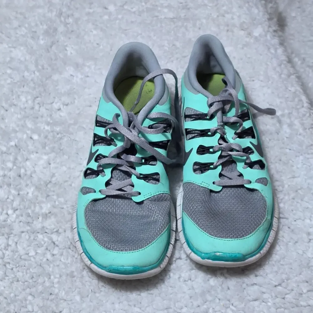Women's Nike Free 5.0 Running Shoes Teal Green Lightweight Sneakers size 9